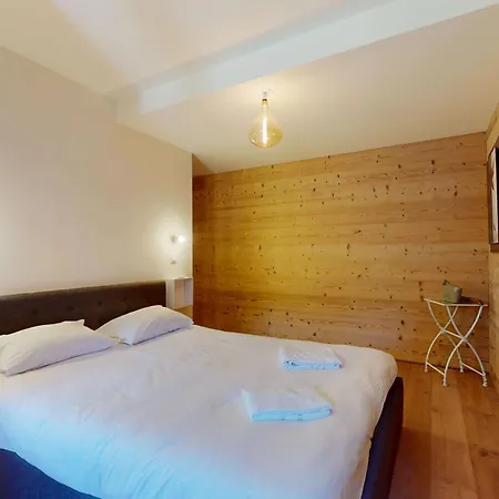Apartment Cosy Au Centre De Samoens, 6 Pers, 3 Chambres, Balcon - Fr-1-391-160 *