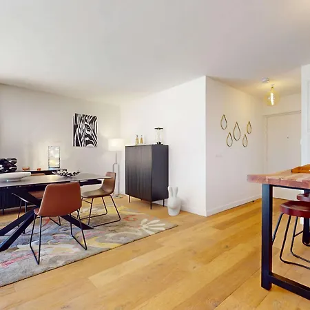 Apartment Cosy Au Centre De Samoens, 6 Pers, 3 Chambres, Balcon - Fr-1-391-160